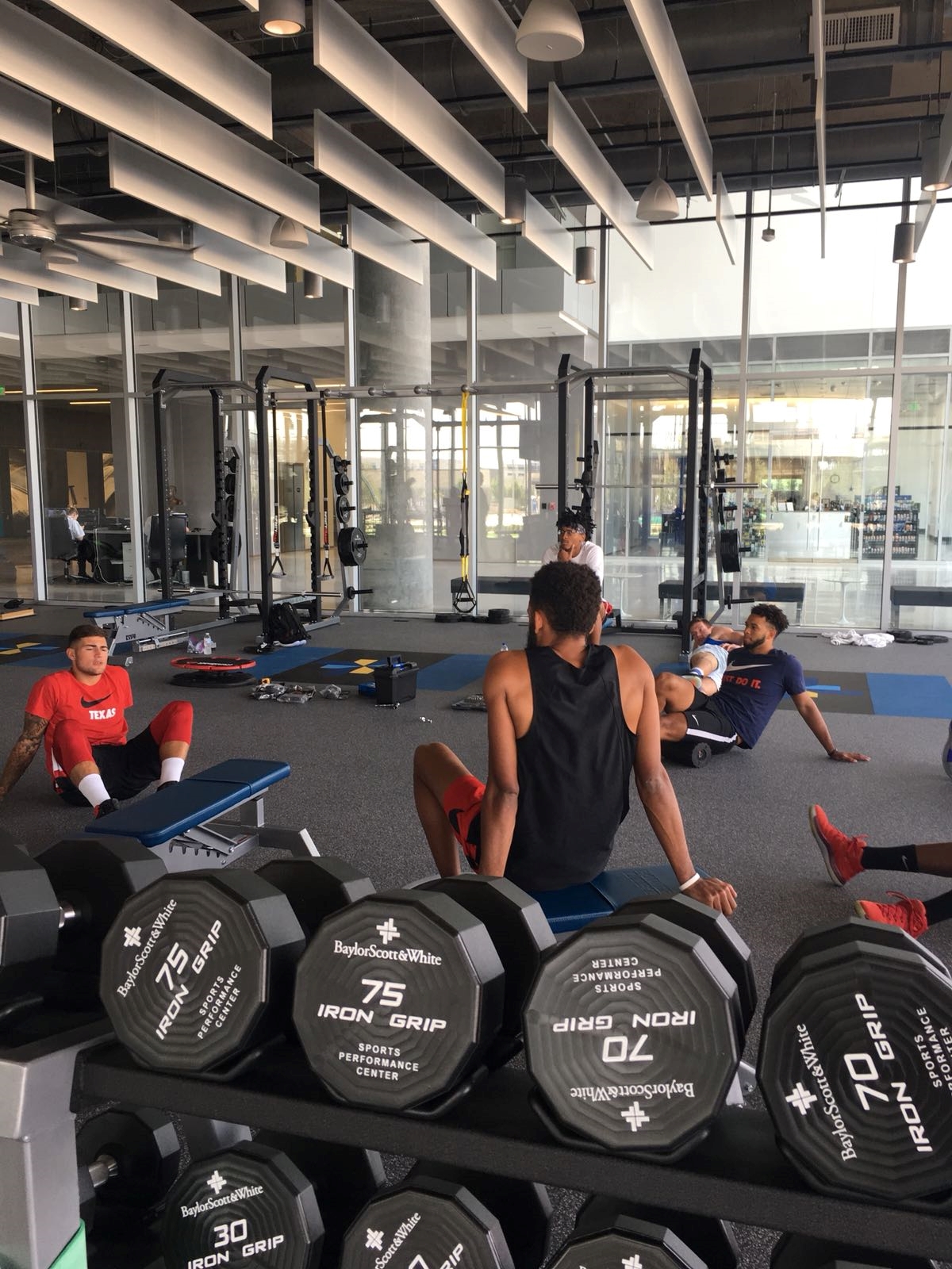 https://www.rouenmetrobasket.com/wp-content/uploads/2019/04/f44981a6-04a0-47d7-8753-95fae22368d4.jpg