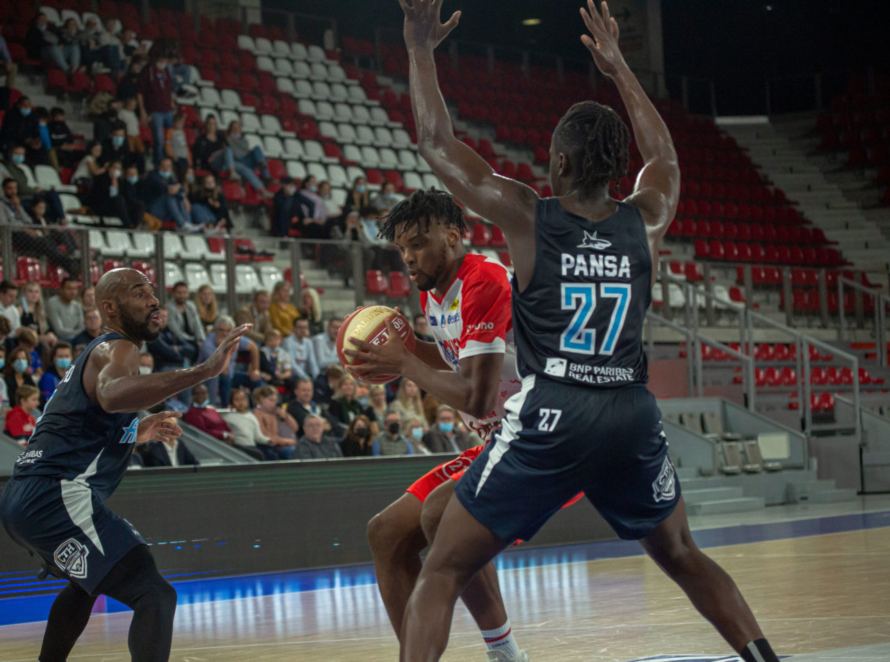 https://www.rouenmetrobasket.com/wp-content/uploads/2021/10/RMB-vs-Antibes-15-octobre-2021--®Baki-M-54.jpg