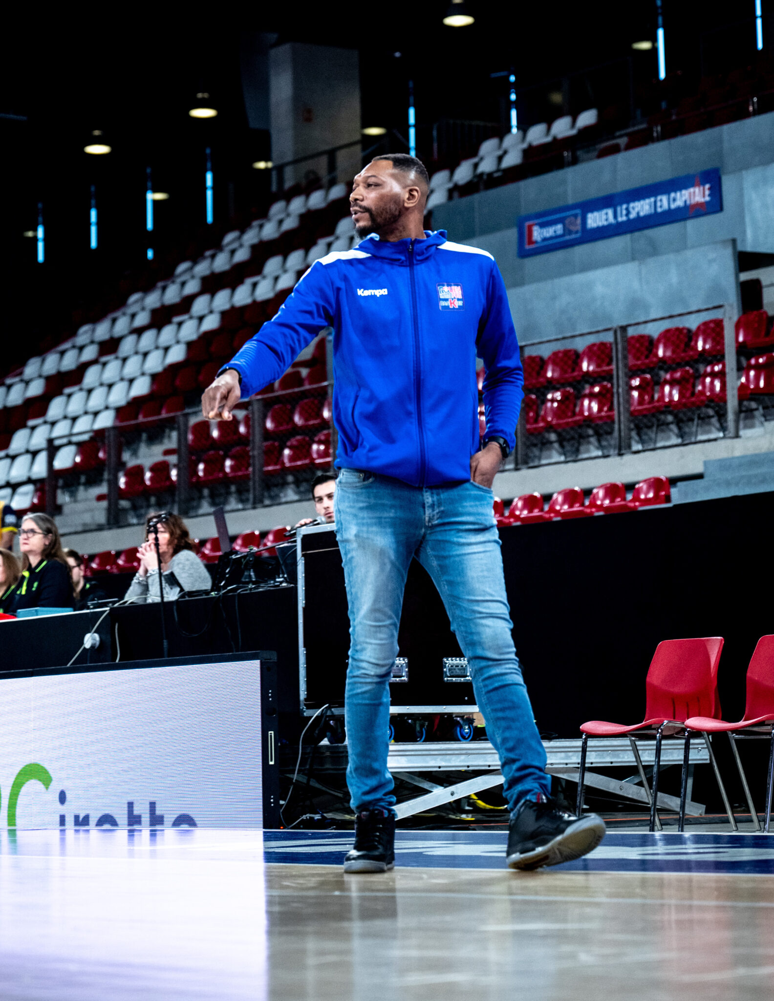 https://www.rouenmetrobasket.com/wp-content/uploads/2025/06/ESPOI-EVREUX-49-scaled.jpg
